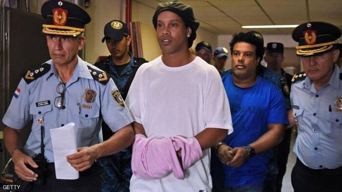 أمر قضائي جديد بحق رونالدينيو.. ولغز كبير يحتاج لحل