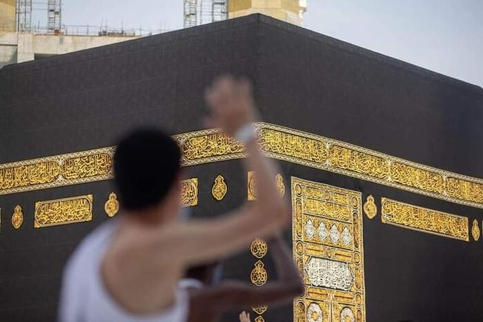 العاهل السعودي يأمر باستضافة ألف حاج فلسطيني