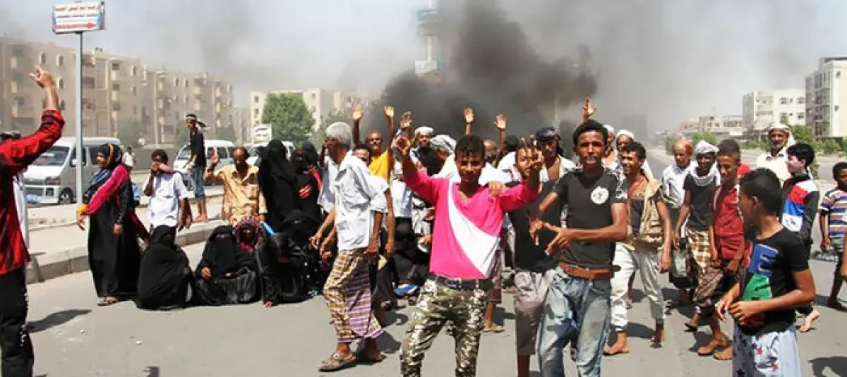 عدن: سقوط 6 جرحى بمحاولة اقتحام قصر المعاشيق