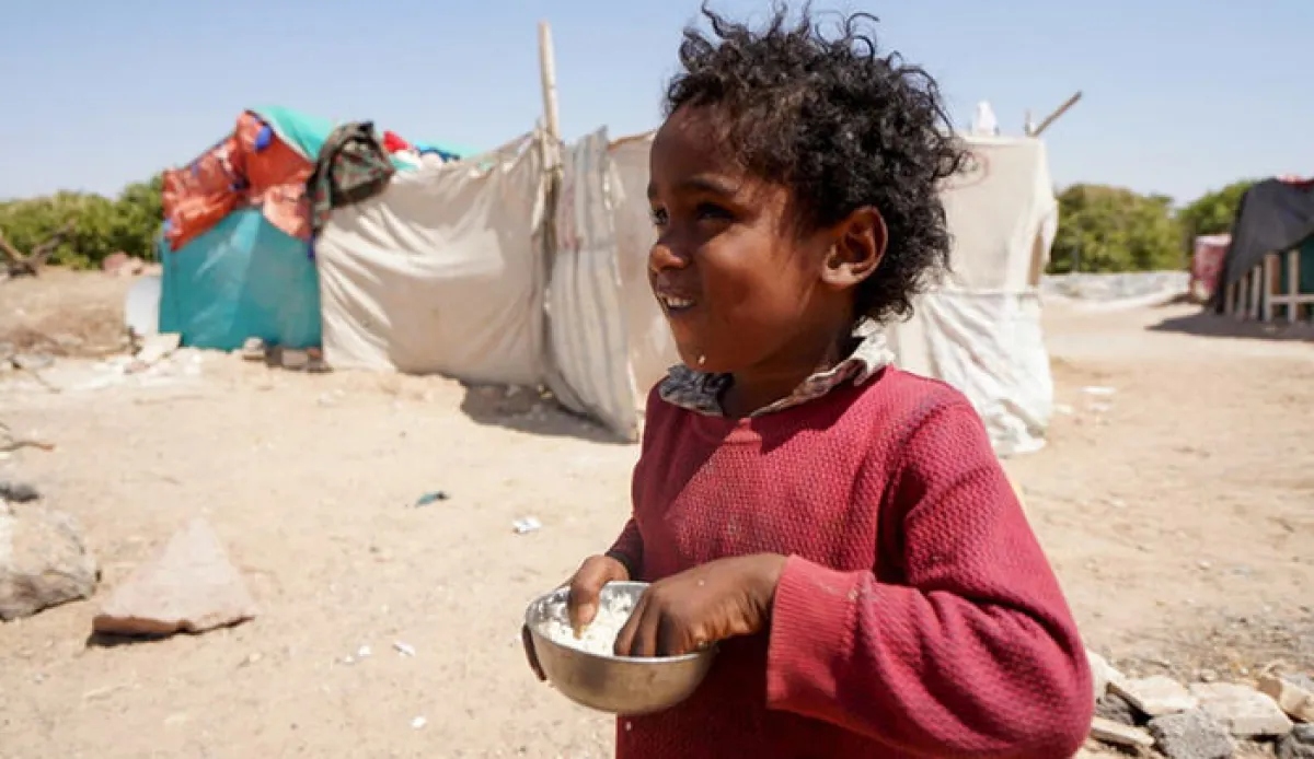 بي بي سي:  الحوثيون يدفعون منظمات الإغاثة في اليمن إلى الانهيار