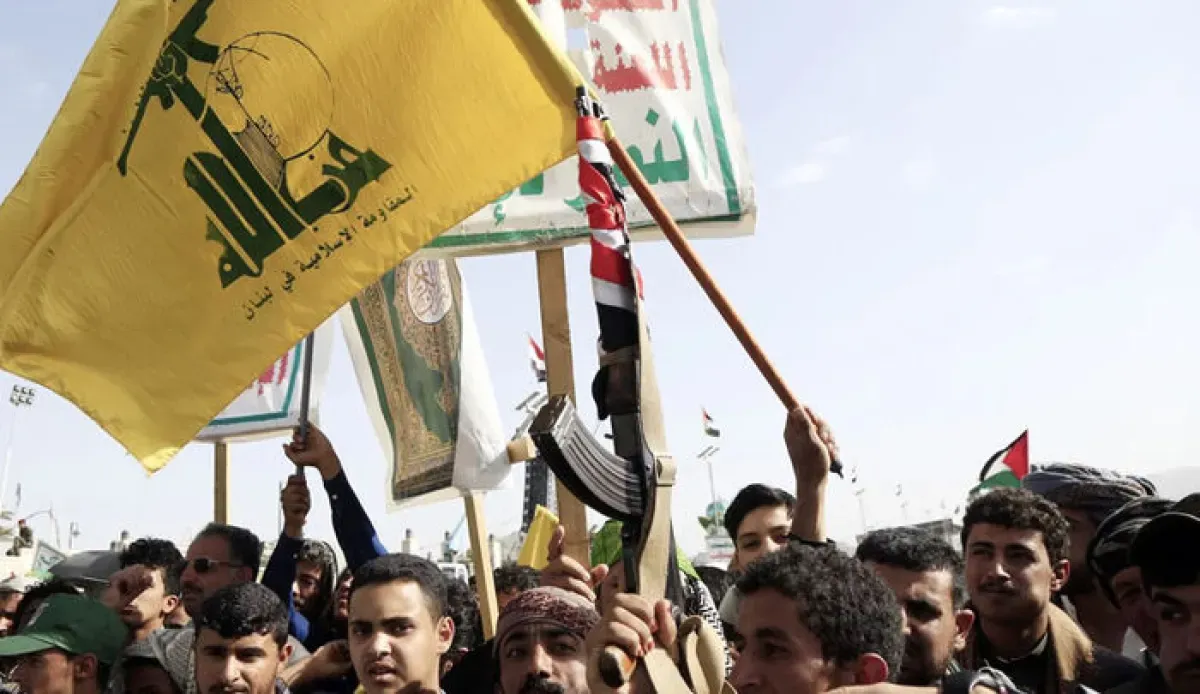 في يوم العيد.. الحوثيون يستهدفون جبهة حيس ويدفعون بتعزيزات إلى خطوط التماس