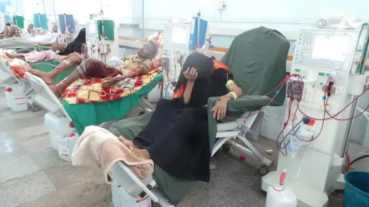 مليشيا الحوثي تفصل الكهرباء عن مرافق صحية في الحديدة