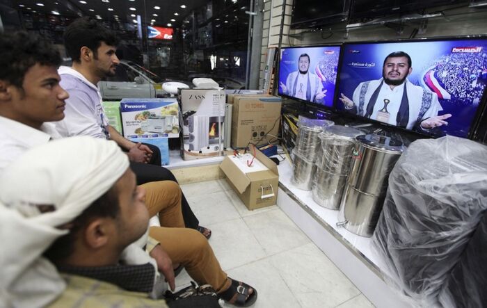 الحوثيون يعودون إلى التعبئة عبر منابر المساجد