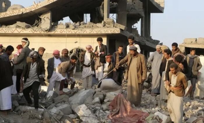 الحوثيون يعلنون سقوط 151 قتيلاً وجريحاً في الغارات الأمريكية كحصيلة نهائية