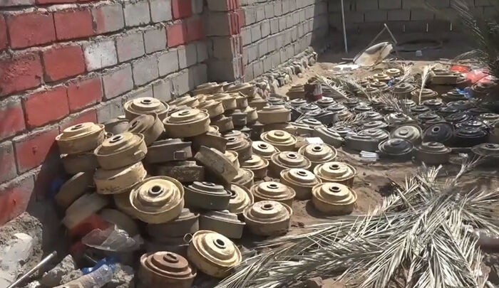 مصابان أحدهما فتاة بانفجار لغم حوثي في الجوف