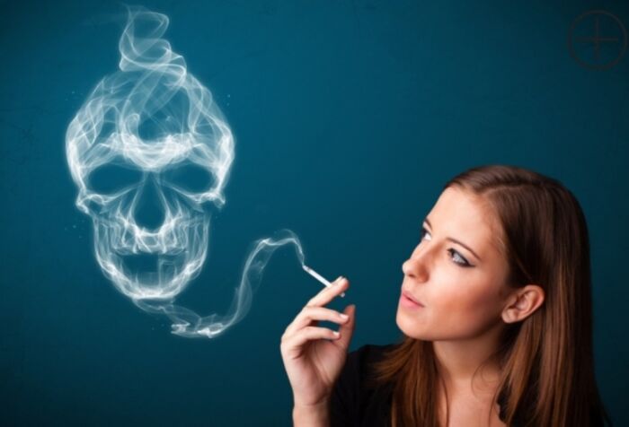 فرنسا تحظر التدخين في الشواطئ والمتنزهات