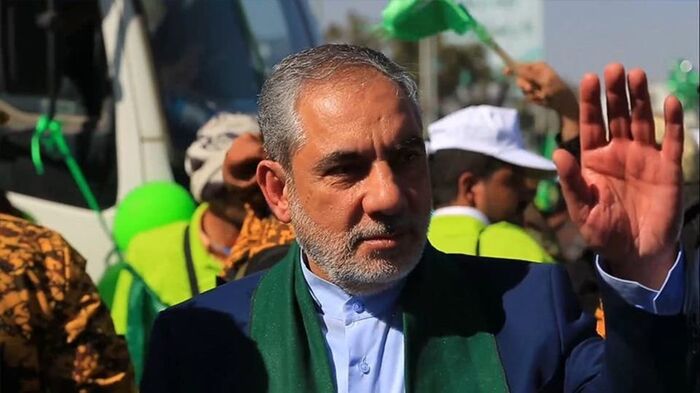 الحاكم العسكري الإيراني في صنعاء يرفض مبادرة السعودية لإحلال السلام في اليمن