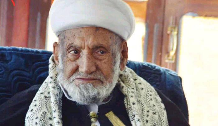 وفاة مفتي اليمن السابق القاضي محمد بن اسماعيل العمراني