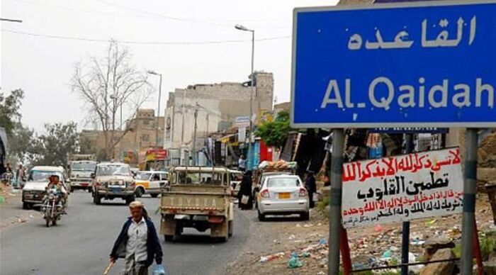 الحوثيون يحفرون خنادق الخوف… تحركات عسكرية غير مسبوقة شرق القاعدة تكشف قرب الانهيار