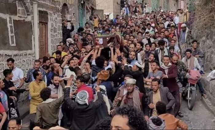 المليشيا تواصل حملاتها العسكرية وتنفذ اعتقالات عشوائية في إب   