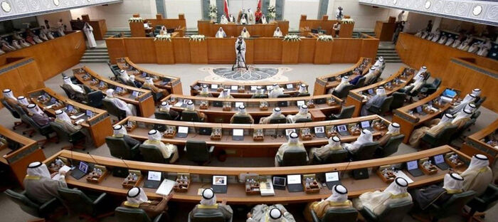 بعد إصابة نواب بكورونا.. برلمان الكويت يؤجل جلسته
