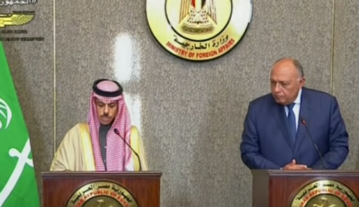 الرياض تنفي وجود لقاء سري بين خبراء سعوديين وإيرانيين في الأردن