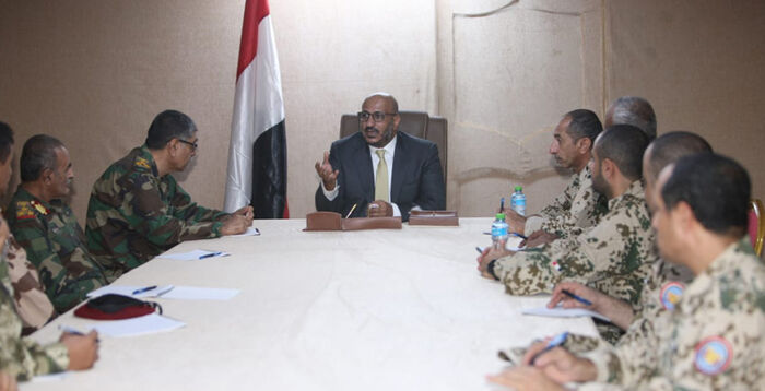 طارق صالح: تنازلات الجانب الحكومي لرفع معاناة الناس لن تكون بلا سقف