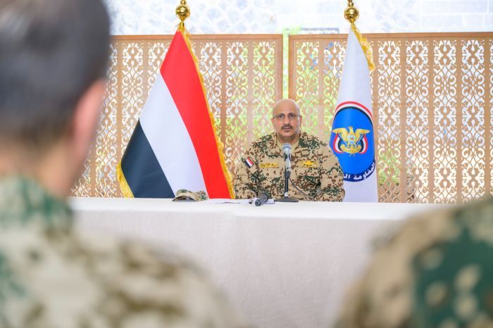 طارق صالح يلوّح بمعركة «حتمية» ضد الحوثيين ويعد بـ«مفاجآت ميدانية»