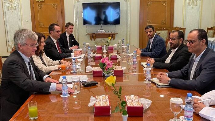 السويد تدعو المليشيا الحوثية لوقف إطلاق النار بدون شروط