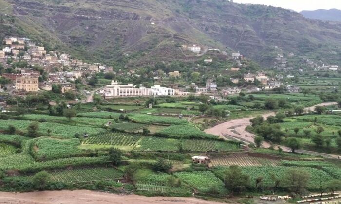 مساعٍ حوثية للسيطرة على مركز تدريس العلوم الشرعية للسلفيين بإب