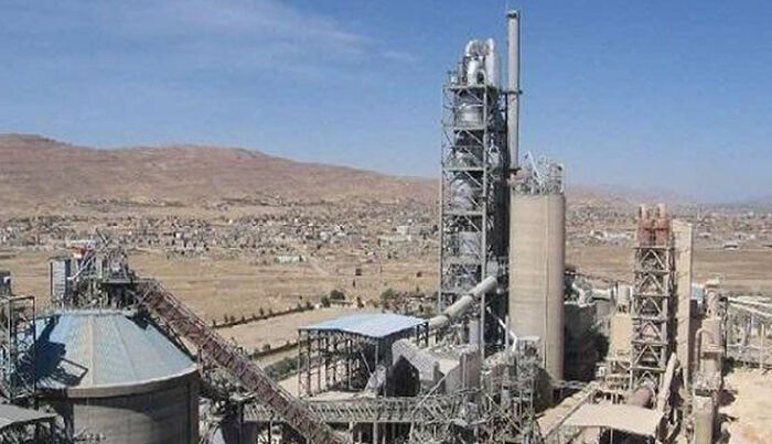 «الإرهابية» تعتقل 14 موظفًا في مصنع أسمنت عمران