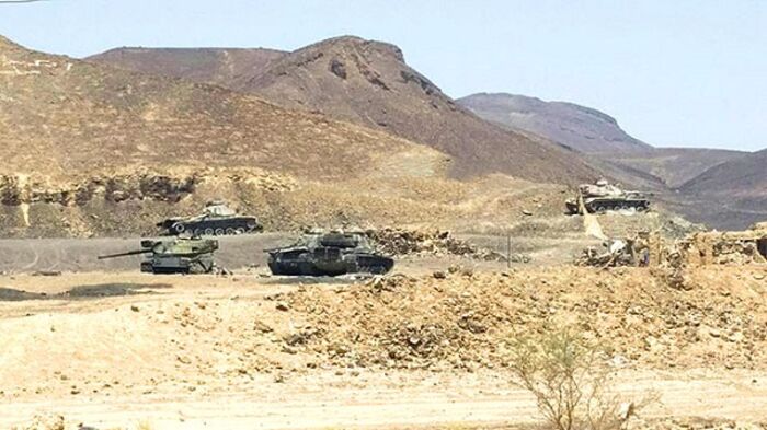 مواجهات عنيفة تدور داخل معسكر كوفل في مأرب بين فصائل حوثية على خلفية اعتداء جنسي