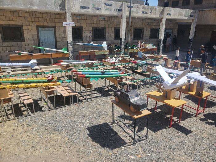 مليشيا الحوثي تحوّل مدارس إب إلى مراكز طائفية ومعسكرات جهادية
