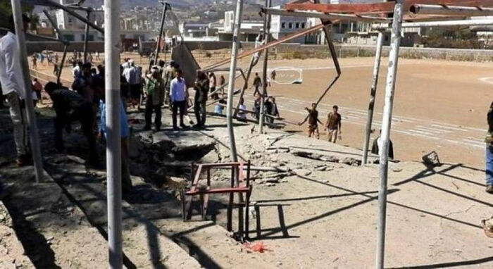 مقتل 11 جندياً بقصف حوثي على الضالع