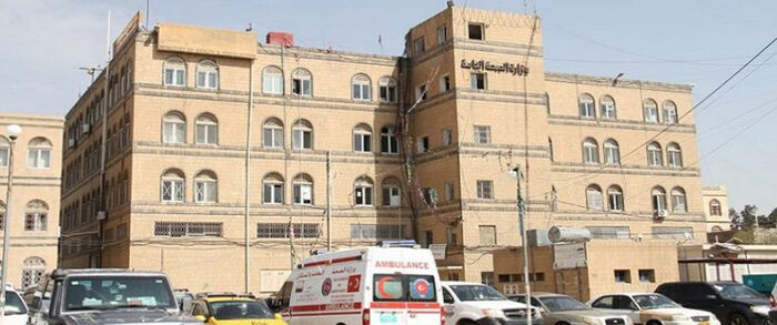 في أغرب بيان.. الحوثيون يعترفون بانتشار كورونا ويتهمون منظمة الصحة العالمية